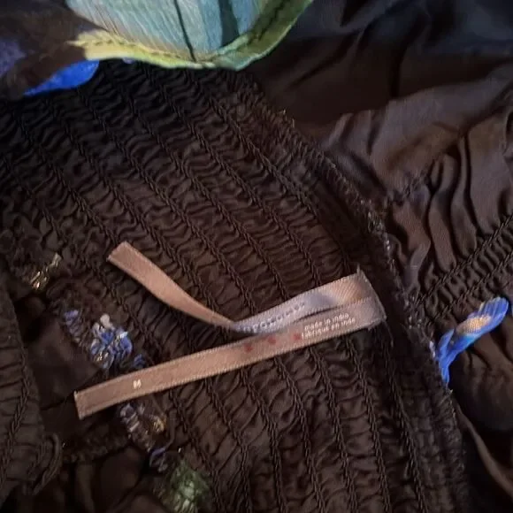 By Anthropologie size M The Odetta Ruffled V-Neck Midi Dress - Picture 6 of 6